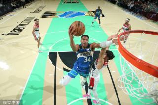 加拿大队凭 加拿大队凭